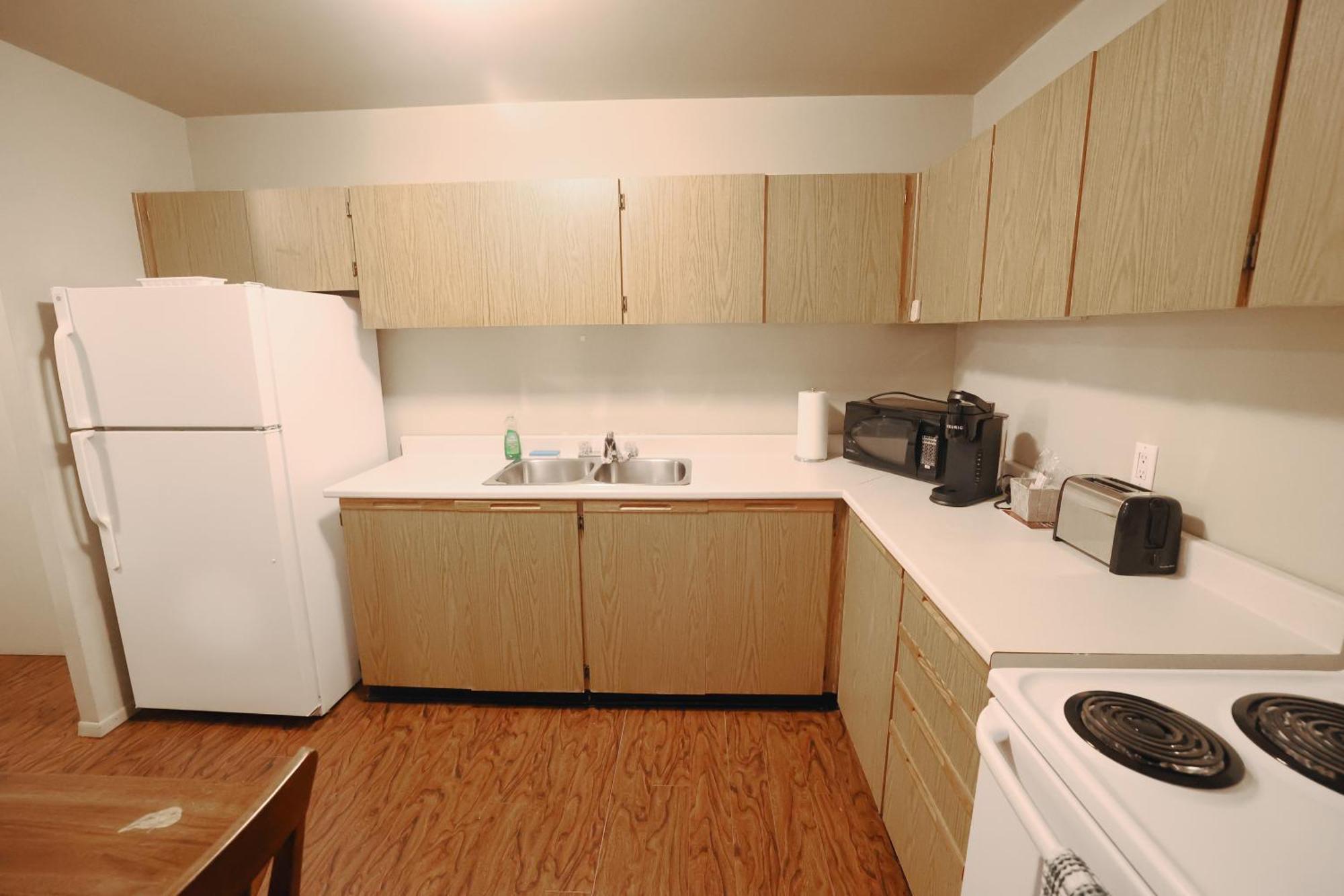 Paris Plaza Appartement Elliot Lake Buitenkant foto