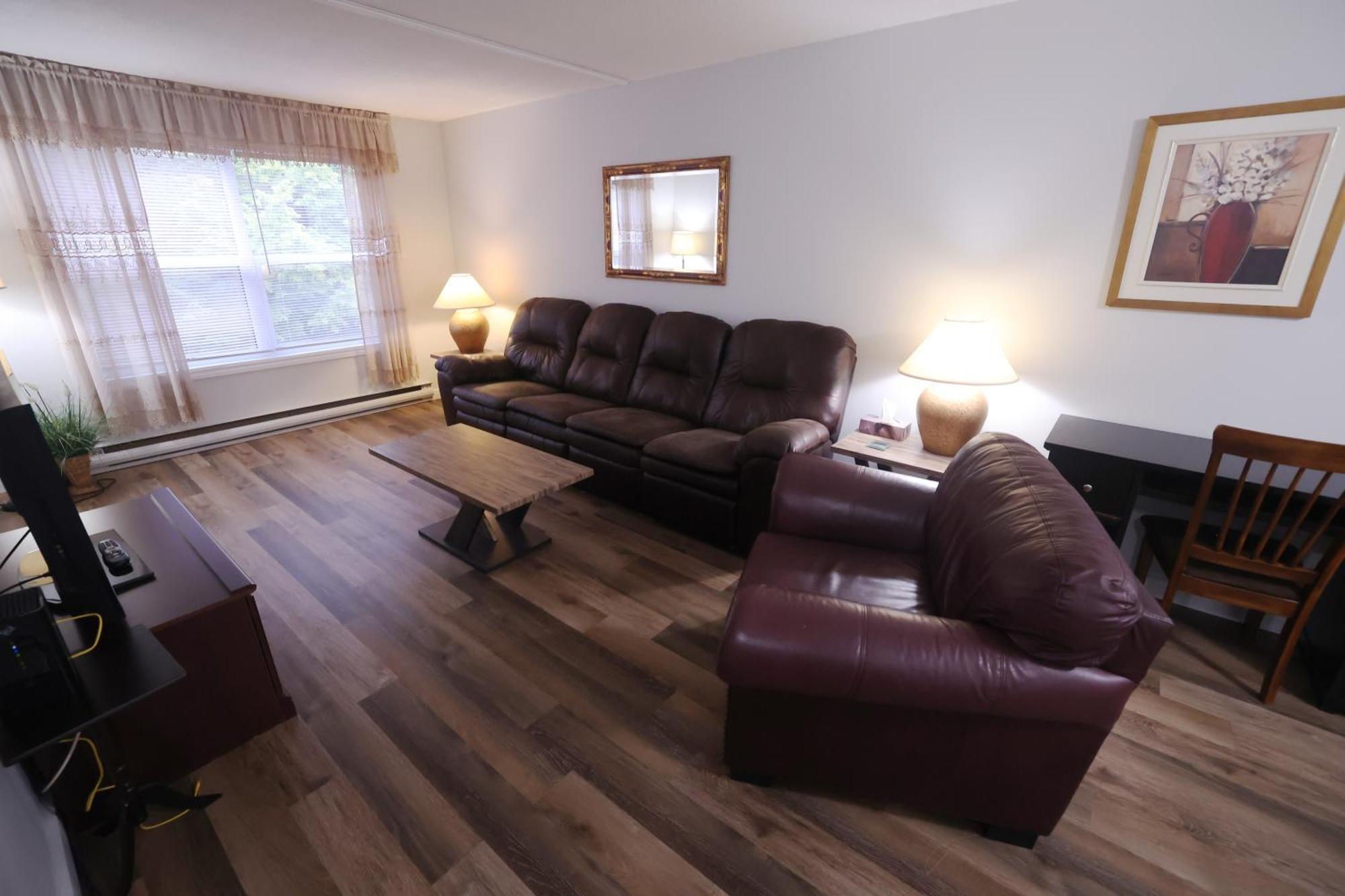 Paris Plaza Appartement Elliot Lake Buitenkant foto